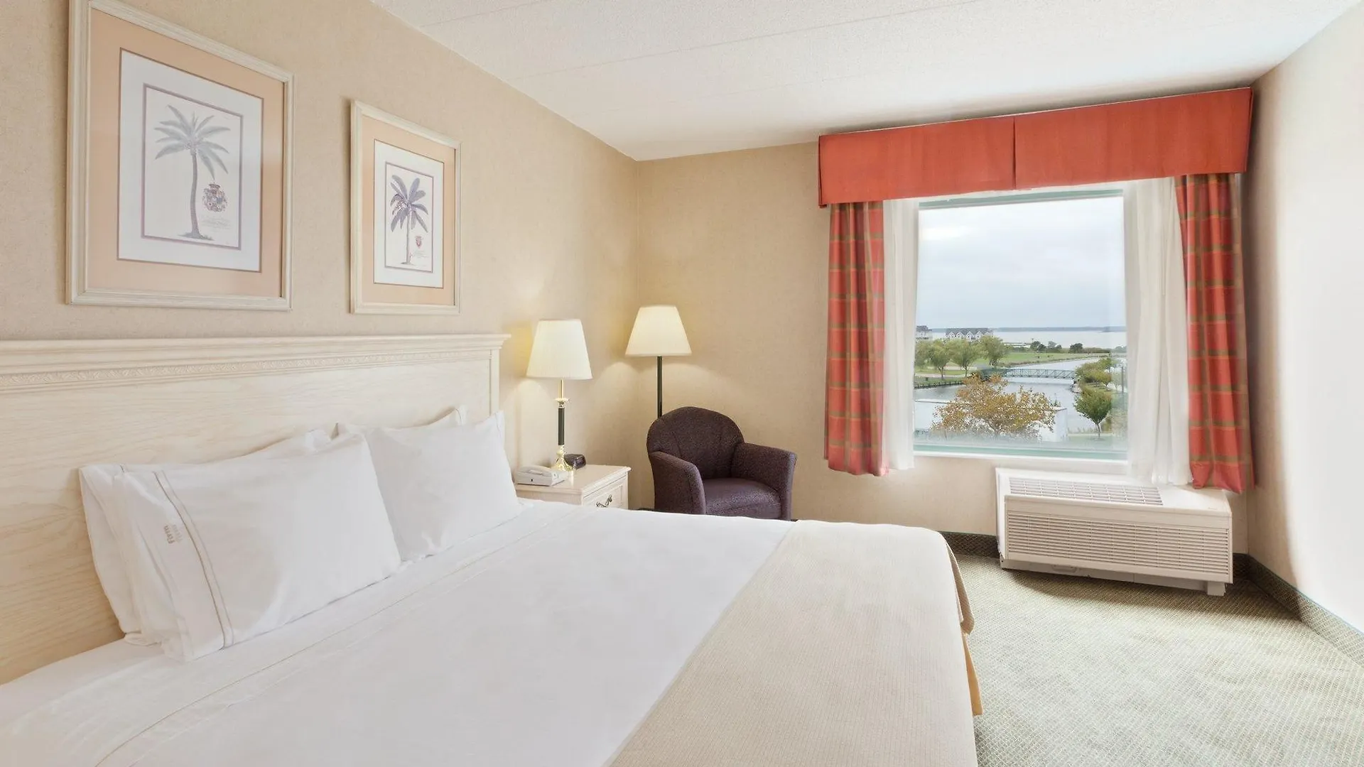 Holiday Inn Express & Suites - Ocean City By Ihg